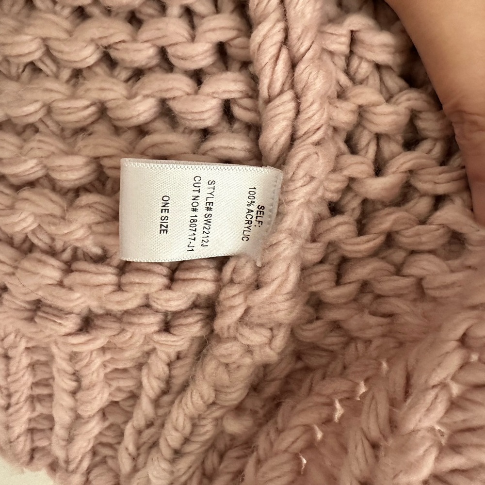 Blush Thick Knit Sweater One Size GUC - Picture 3 of 4
